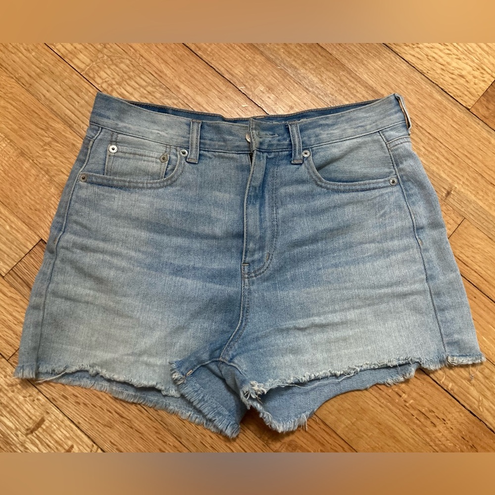 American Eagle Size 4 Mom Short